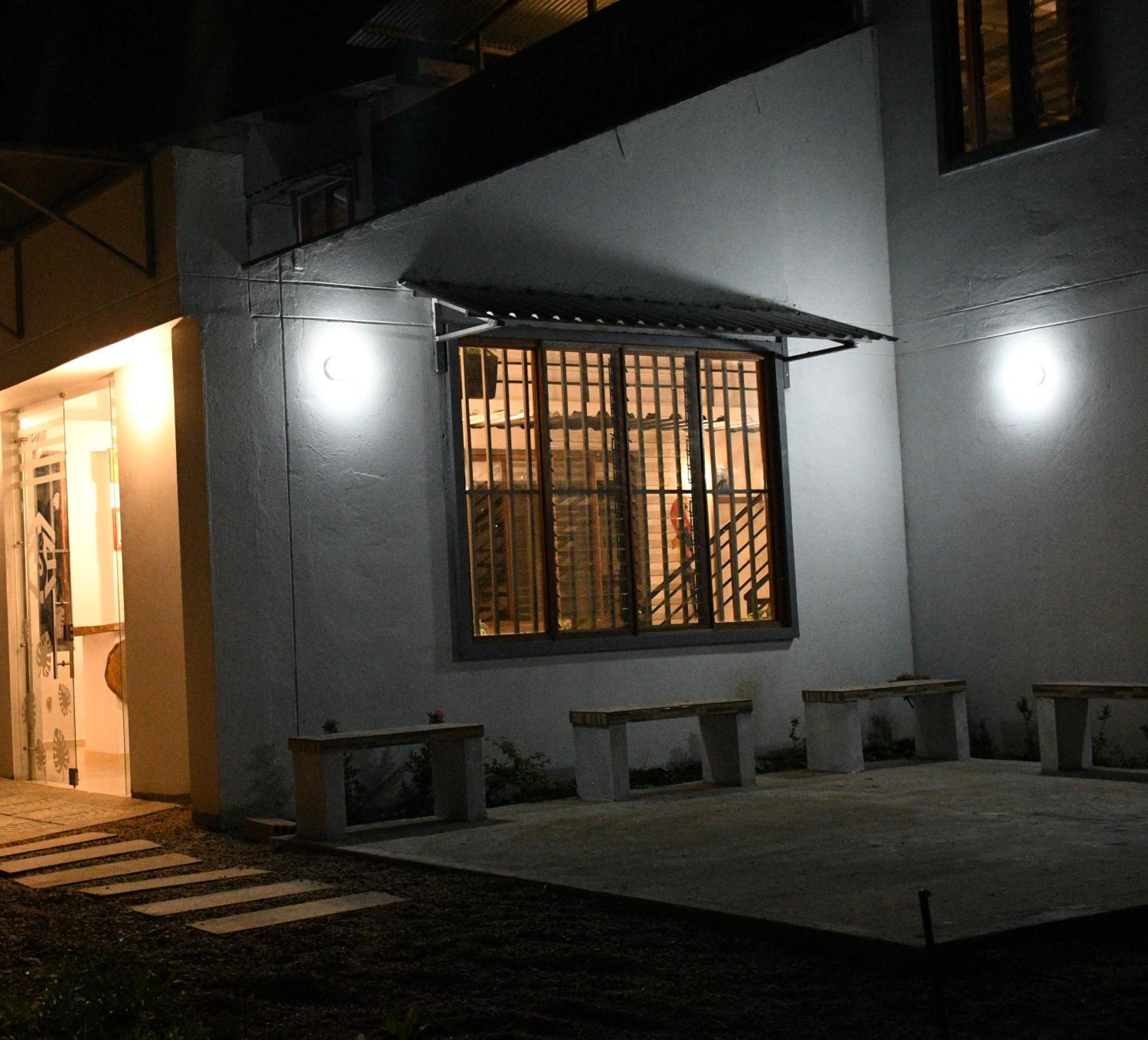 Cruz Roja - Turismo Solimoes Leticia Exterior photo